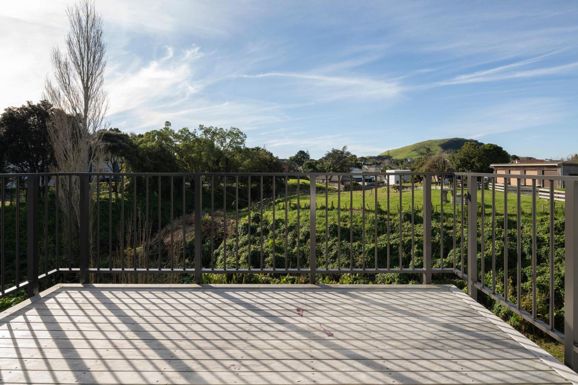 Modern Immaculate Residence In Mount Wellington Auckland Exterior foto